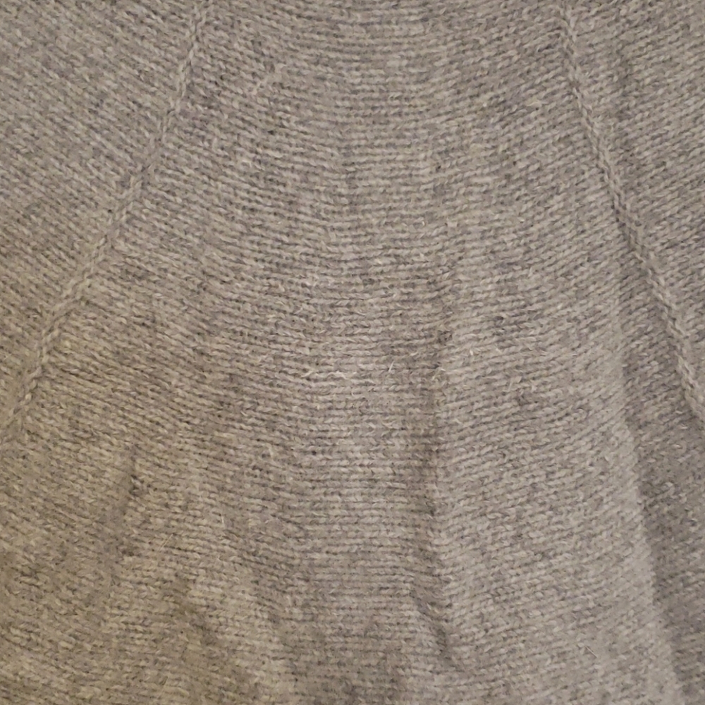 Beautiful Ted Baker Sweater - Picture 4 of 5
